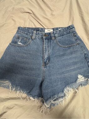 High-Waist Blue Denim Frayed Hem Women’s Shorts